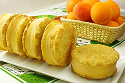 Early Summer Sunrise - Apricot Ice Cream on Snickerdoodles