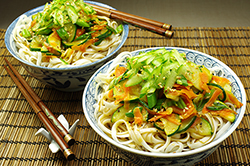 Yachae Gooksu (Vegetable Mixed Noodles) 